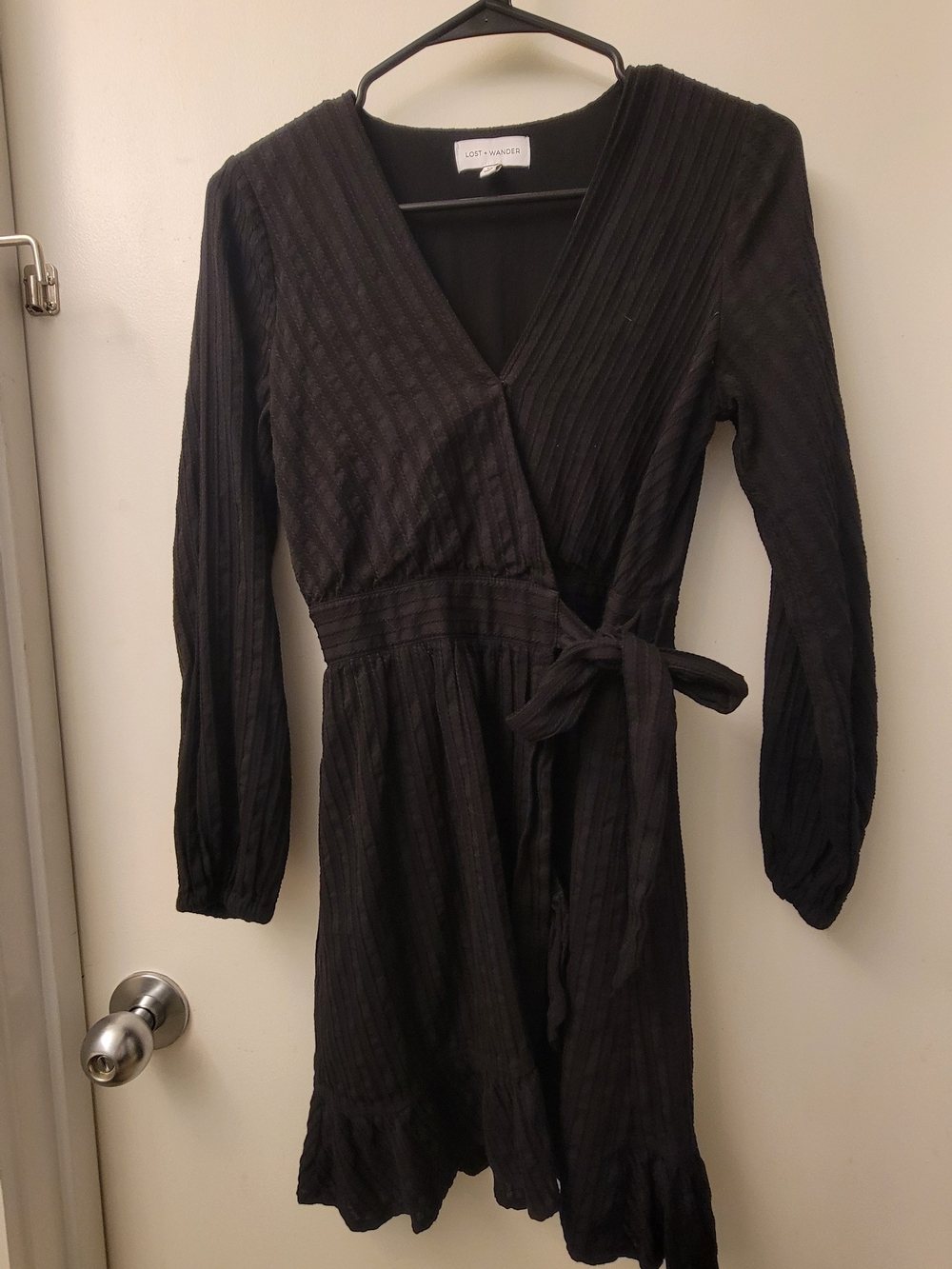 Lost + Wander Black Textured Wrap Midi Dress